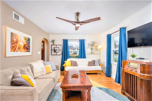 937 West South Park 